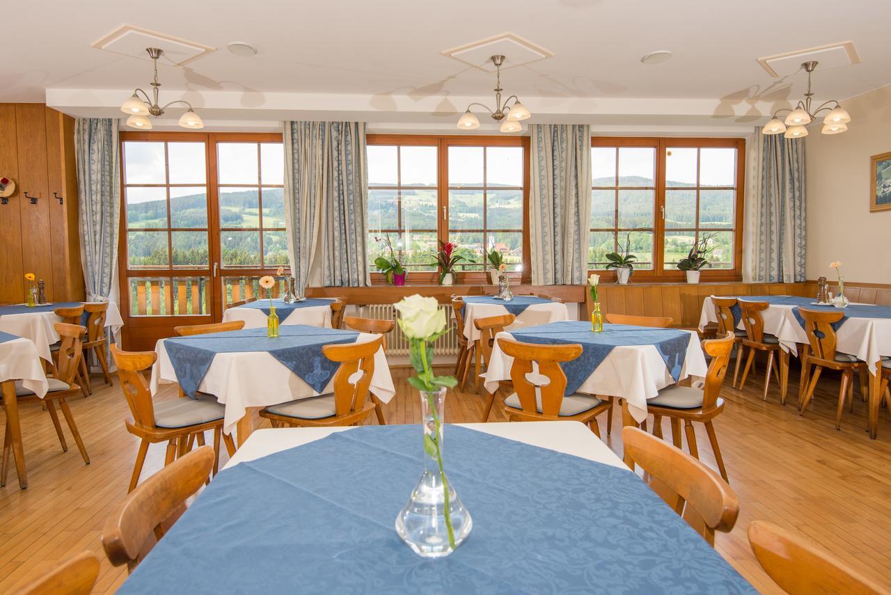 Gasthof Wiesenhofer Hotel Miesenbach  Buitenkant foto